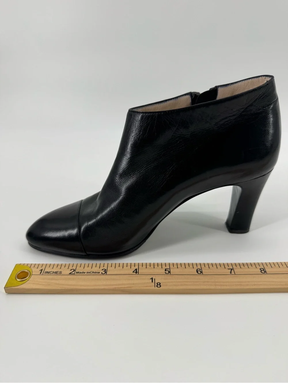 Vintage CHANEL Black CapToe Lamb Leather Ankle Bootie Zipper Tassle Sz 35.5